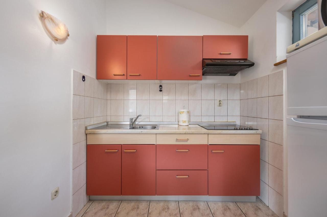 Apartment Doris Supetarska Draga Εξωτερικό φωτογραφία