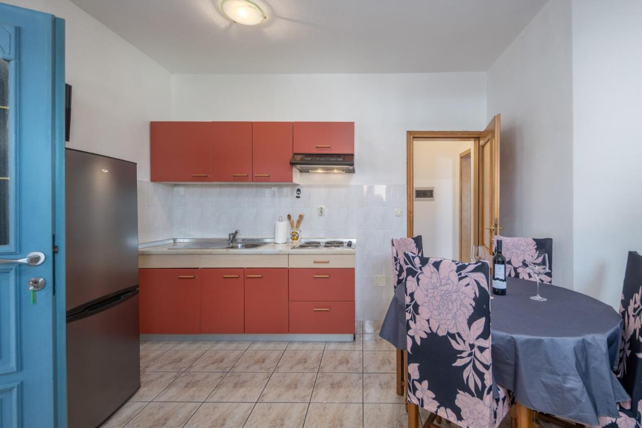 Apartment Doris Supetarska Draga Εξωτερικό φωτογραφία