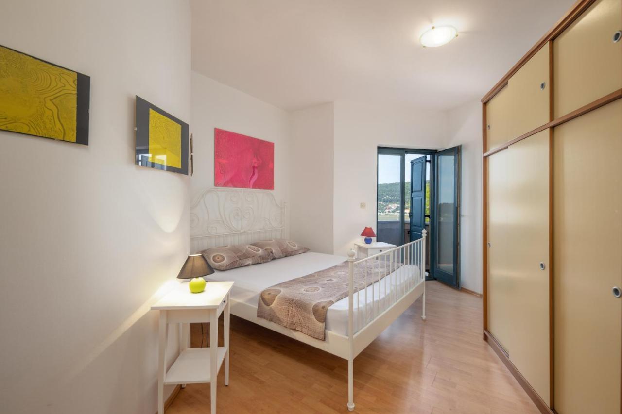 Apartment Doris Supetarska Draga Εξωτερικό φωτογραφία