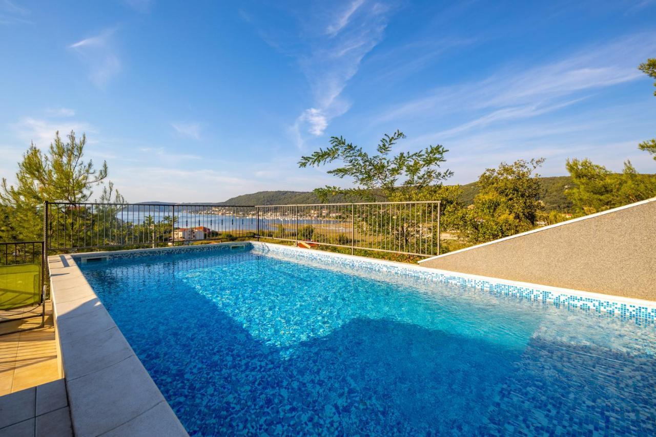 Apartment Doris Supetarska Draga Εξωτερικό φωτογραφία